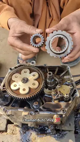 CD 70 Engine Full Opening Tutorial 🔧🔥  #CD70  #EngineOpening  #BikeEngineRepair  #MechanicSkills  #HowToTutorial @Ustad Asmat Extra 