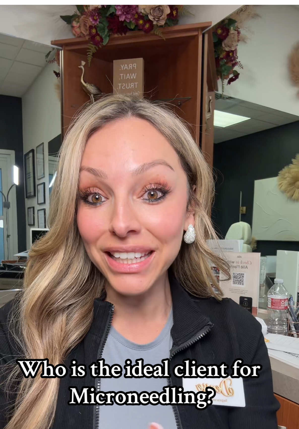 Who are the ideal clients for Microneedling?! Come in for your free consultation to see if this treatment is right for you! It’s time you start investing in your Beautiful Skin! 🫶 #lubbock #newmexico #beautytips #glowingskin #skintransformation 