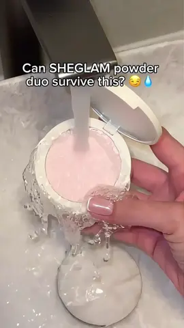 Need a new powder for your collection? Score yours for less with our early Black Friday sale 🎊 ID:163481015 #makeuphacks #cleanbeauty #SettingPowder #SHEGLAMLiftingPowderDuo #SHEGLAM #Blackfriday #blackfridaySale #blackfridaydeals