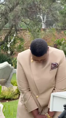 🥹🥹🥹 her smile melts my heart 🥹🥹@Phylis_Ma 