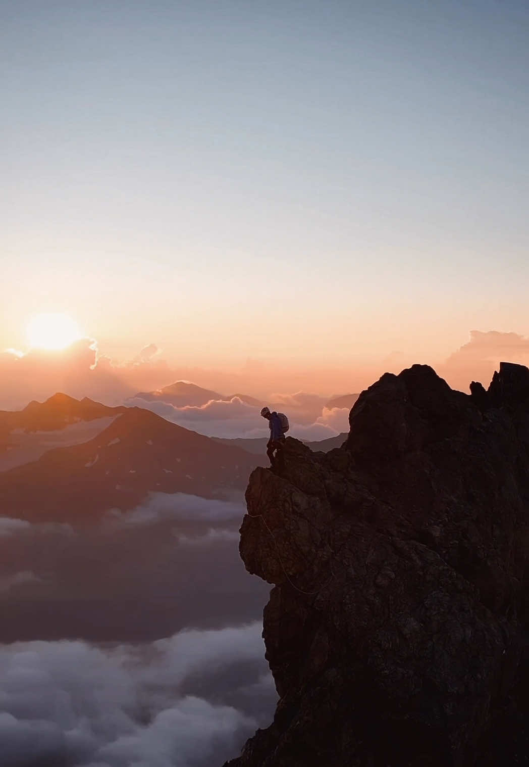 chasing that feeling #thenorthface #climbingtiktok #climb 