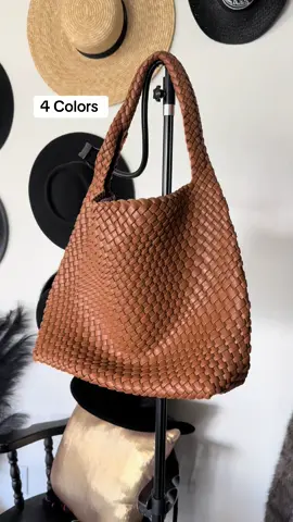 #TikTokShopBlackFriday #TikTokShopCreatorPicks #holidaygiftideas #holidaygifts #hobobag 