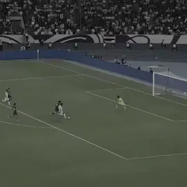 مخرج غطي بطانيتين 🔥😂🩴  #السعدي🐐🇵🇹 #تيم_مبدعين_اوربا💎👑 #العراق #اسود_الرافدين #المنتخب_العراقي 