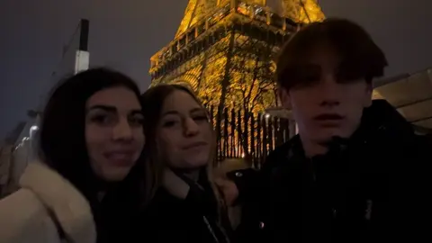 Parigi e tanto tanto amore❤️ #paris #travel 