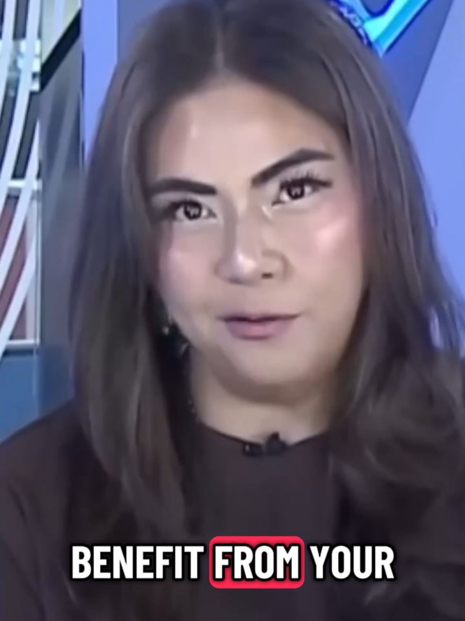 HALATA KA GURL!!! 🥴🥴🥴 #karminaconstantino   #attyvicrodriguez #reporter #BBM #CORRUPT 