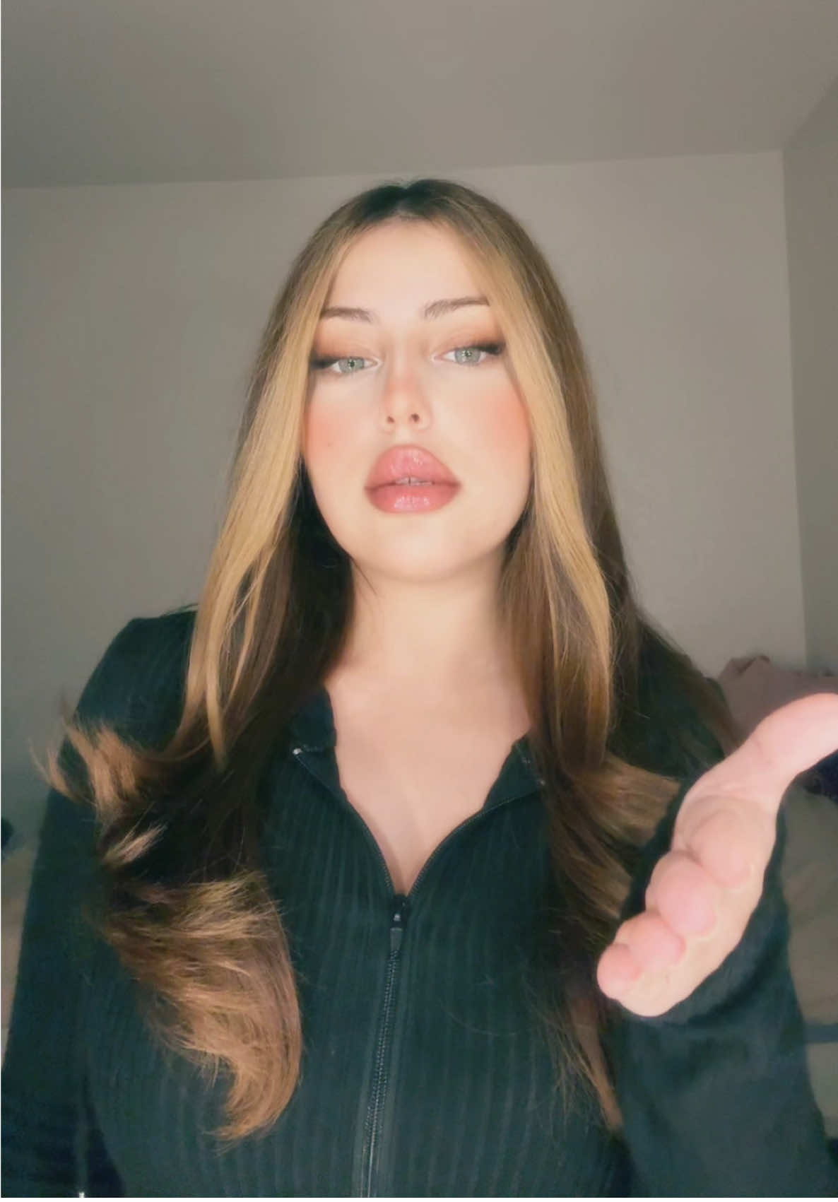 فشرررت بصوت ام عصام🤭 #جمانة_السورية #exploremore #foryou #explorer #جمانة_قسمة_و_نصيب 