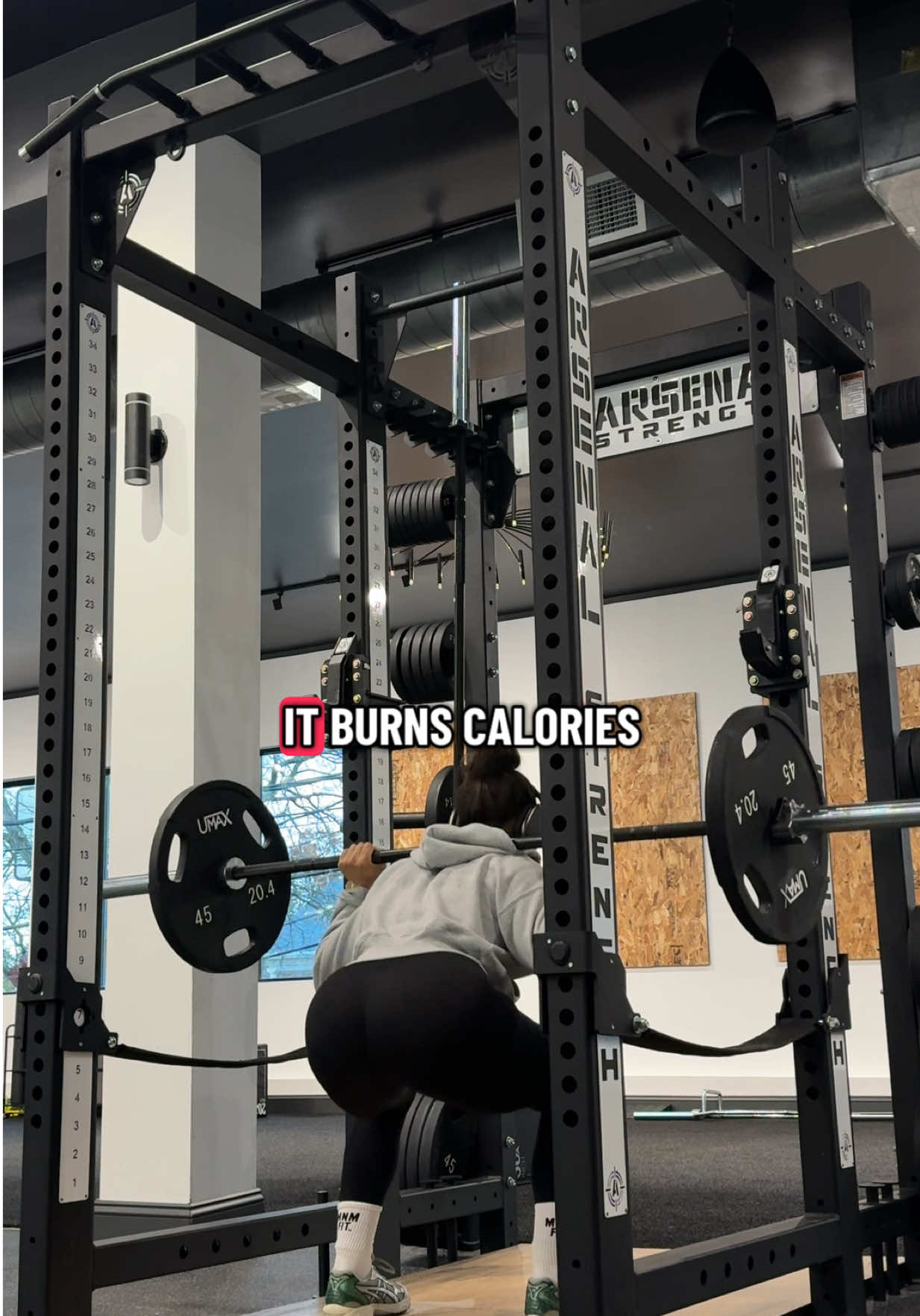 Lift heavy #njpersonaltrainer #njgym #womenshealth #howtolosebodyfat #howtoloseweight 