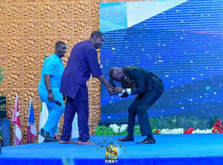 Why Daddy Adeboye Spent 3 Hours Thanking God! Apostle Suleman Explains #apostlejohnsonsuleman #celebrationtv #pastoradeboye #thanksgiving #prayer 