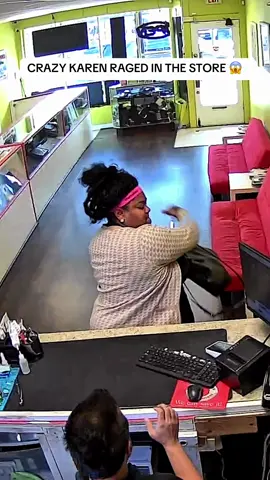 She DESTROYED MY STORE 😢 Watch till the end ‼️ #moneytalkswireless #karen #bridgeportct #foryourpage #ct 