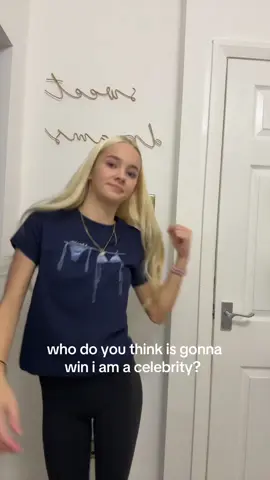 i think angry ginge !! #draft #blowupmyphone #iamacelebrity #angryginge #blowupmyphone @In Print We Trust 