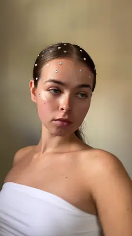 such a great holiday gift 🩵 and Black Friday sales are starting early with @Hally Hair #hallyinsider #hairinspo 