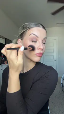 GRWM makeup routine ✨ @maccosmetics @Maybelline NY @Kosas @Huda Beauty @Fenty Beauty @Paula’s Choice @Charlotte Tilbury @Alleyoop Beauty @KIKO Milano  #fyp #grwm #makeuptutorial #grwmmakeup #grwmmakeupedition 