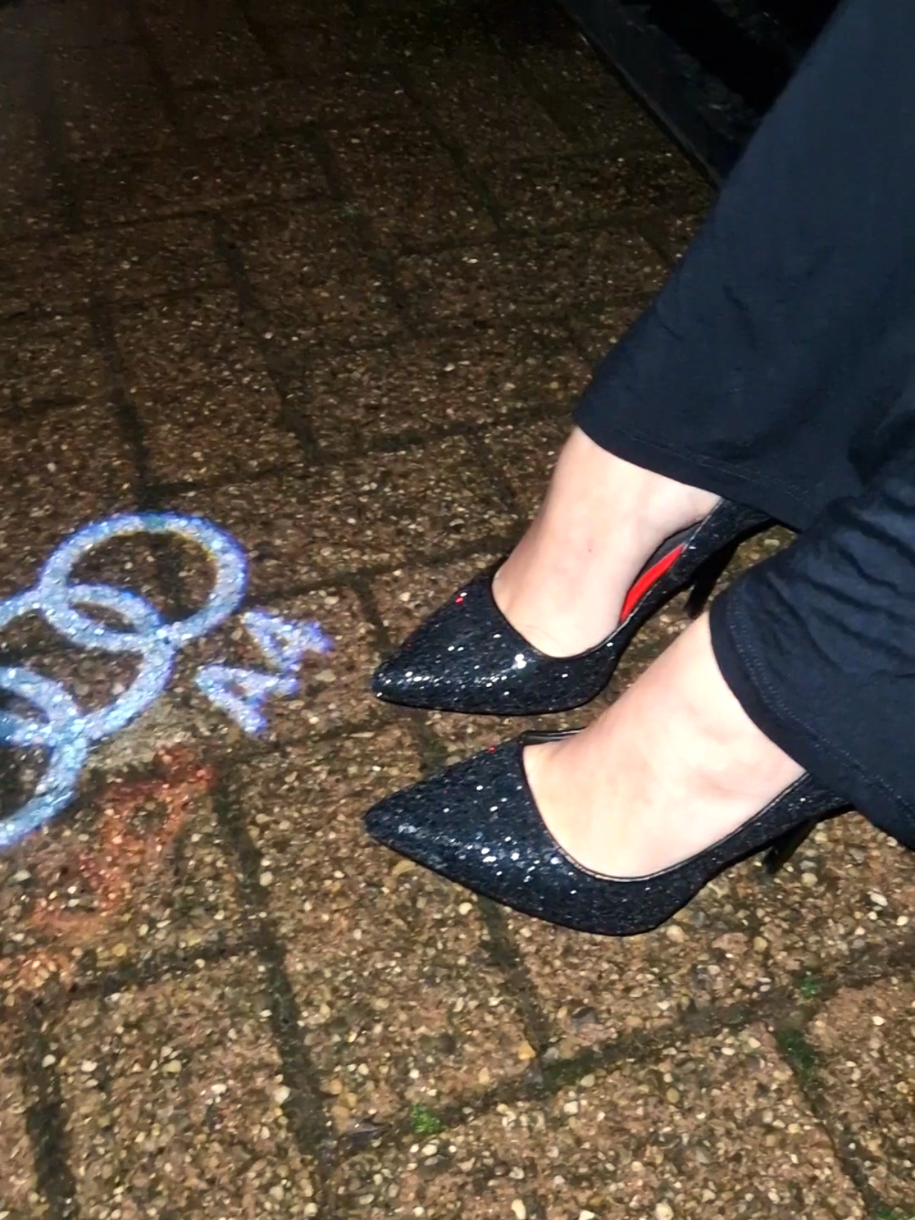 🖤 #drivinginheels #blackstilletos #heels #audia4 