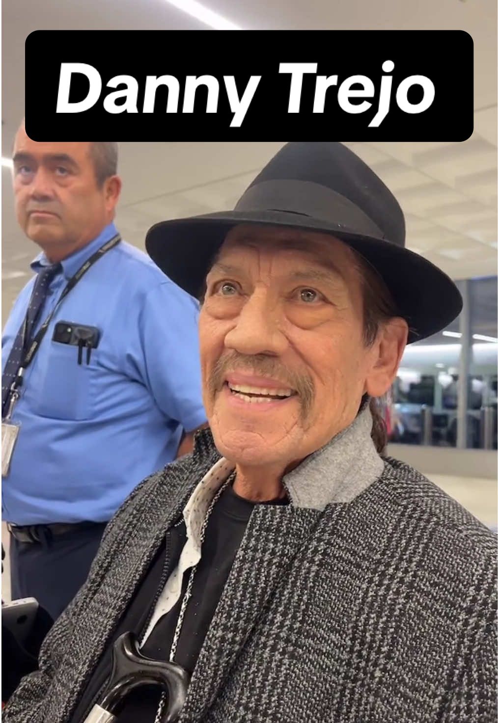 Danny Trejo never turns down a fan, and we caught him in the act, a moment of pure kindness that becomes a forever memory for someone. With a smile he told us, “The fans pay my rent, so I love them,” echoing Billy Bob Thornton’s recent reminder that ignoring fans is bad for business and that he owes @them. In a town that can feel cold, this was a genuinely heart-warming moment from a true silver-screen legend.