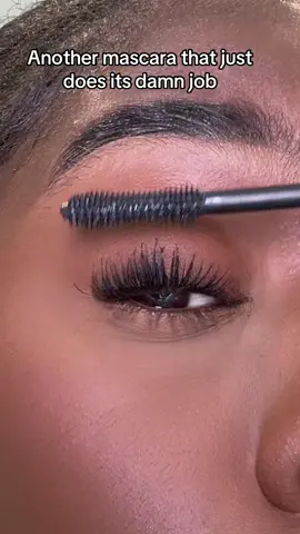 Because why the mascaras be loud as hell and doing nothing??? #mascarahacks #mascara #makeup #skincare #iliabeauty #makeuptutorial 