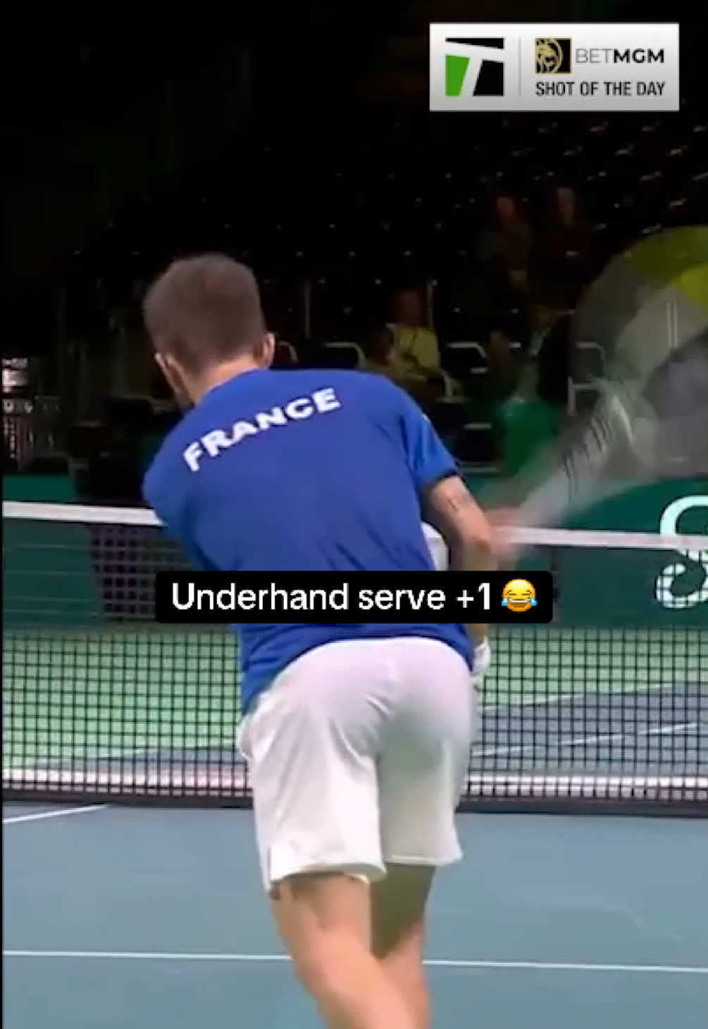 Moutet style 🏅 @BetMGM #shotoftheday #moutet #tennistiktok #hotshot #underhandserve 