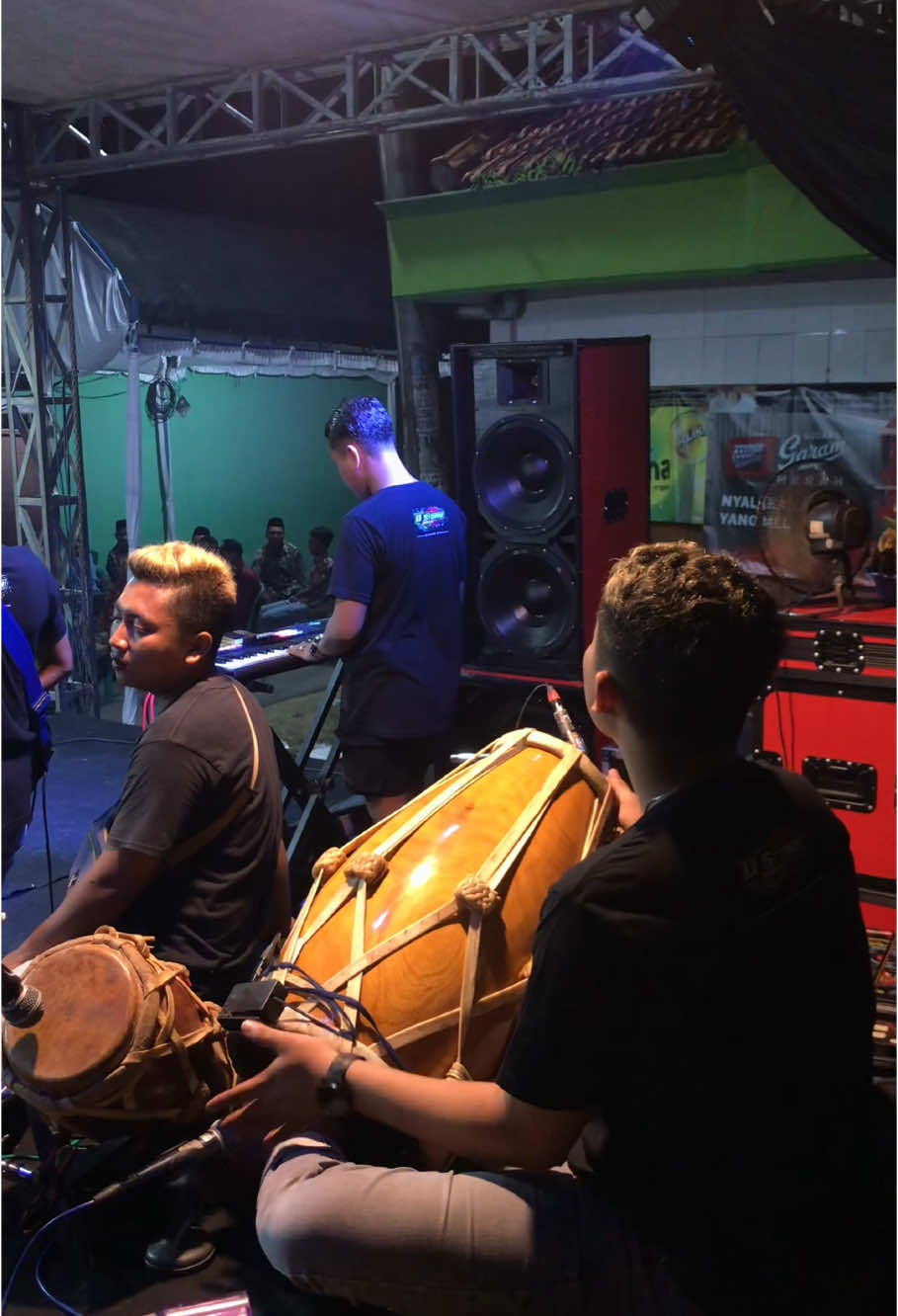 Sliut sliut jep @Jeffryagus @𝐃'𝐒𝐓𝐎𝐑𝐘 𝐌𝐔𝐒𝐈𝐂  #orkesjepara #orkespati #orkeskudus #orkesrembang #ojingjepara #ojingfunjepara #ojingtogether #infoorkespati 