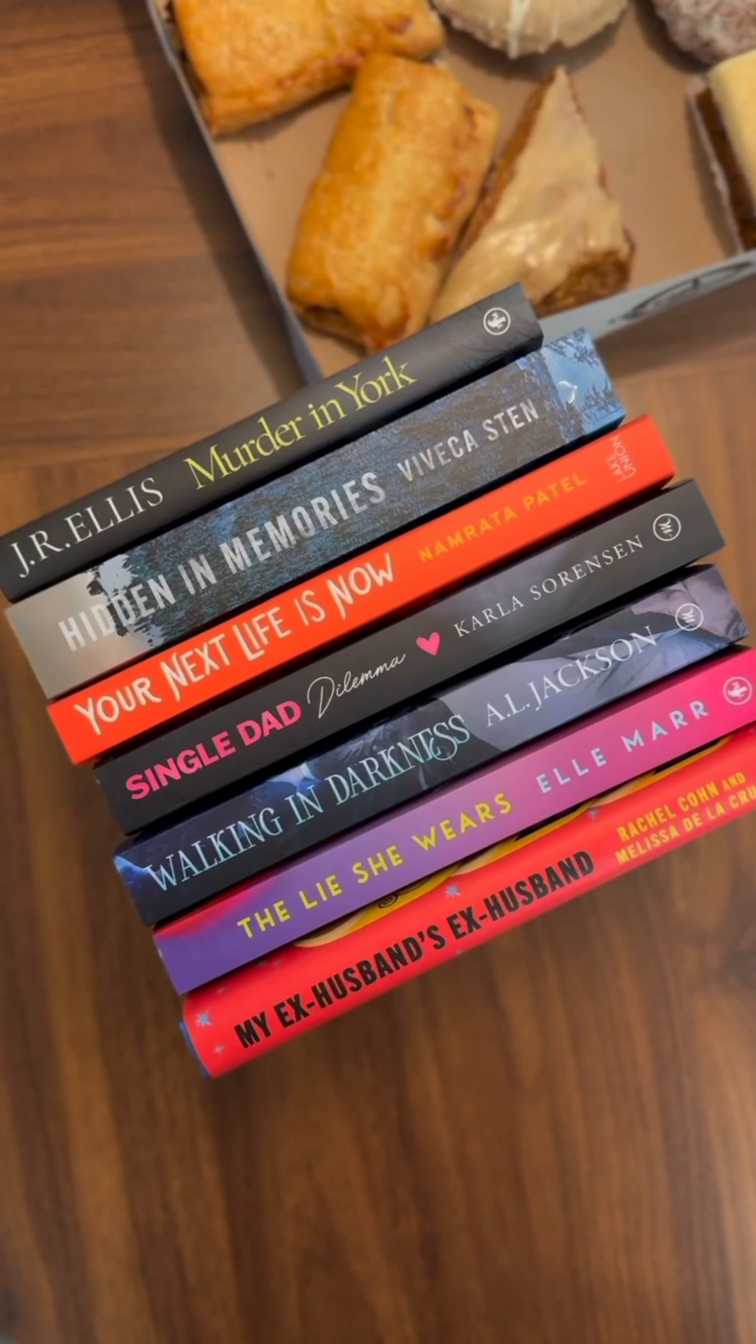 Making winter workdays magical with books & treats 📚 #AmazonPublishing #NewBooks #TBR #BookRecs #BookTok #ReadingRecs #MustRead #NewReleaseTuesday #BookGifts #SnowDays #GiftGuide #BookWishlist #BookShopping #BookMail #ReadingList #BookPics #BookLover