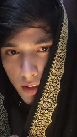 To kaisi lagi ap ko nadiaaa 😁.   #foryoupage #1r0n_pathan3 #fyp #trending #funny 