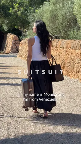 “Every journey teaches me something new about myself.” 🌍 Monica from Madrid shares how travel helped her find independence, confidence and purpose — with her SUITSUIT by her side. #SUITSUIT #WomenWhoTravel #EmpoweredTravel #TravelWithPurpose #JourneyWithin #FabSeventies