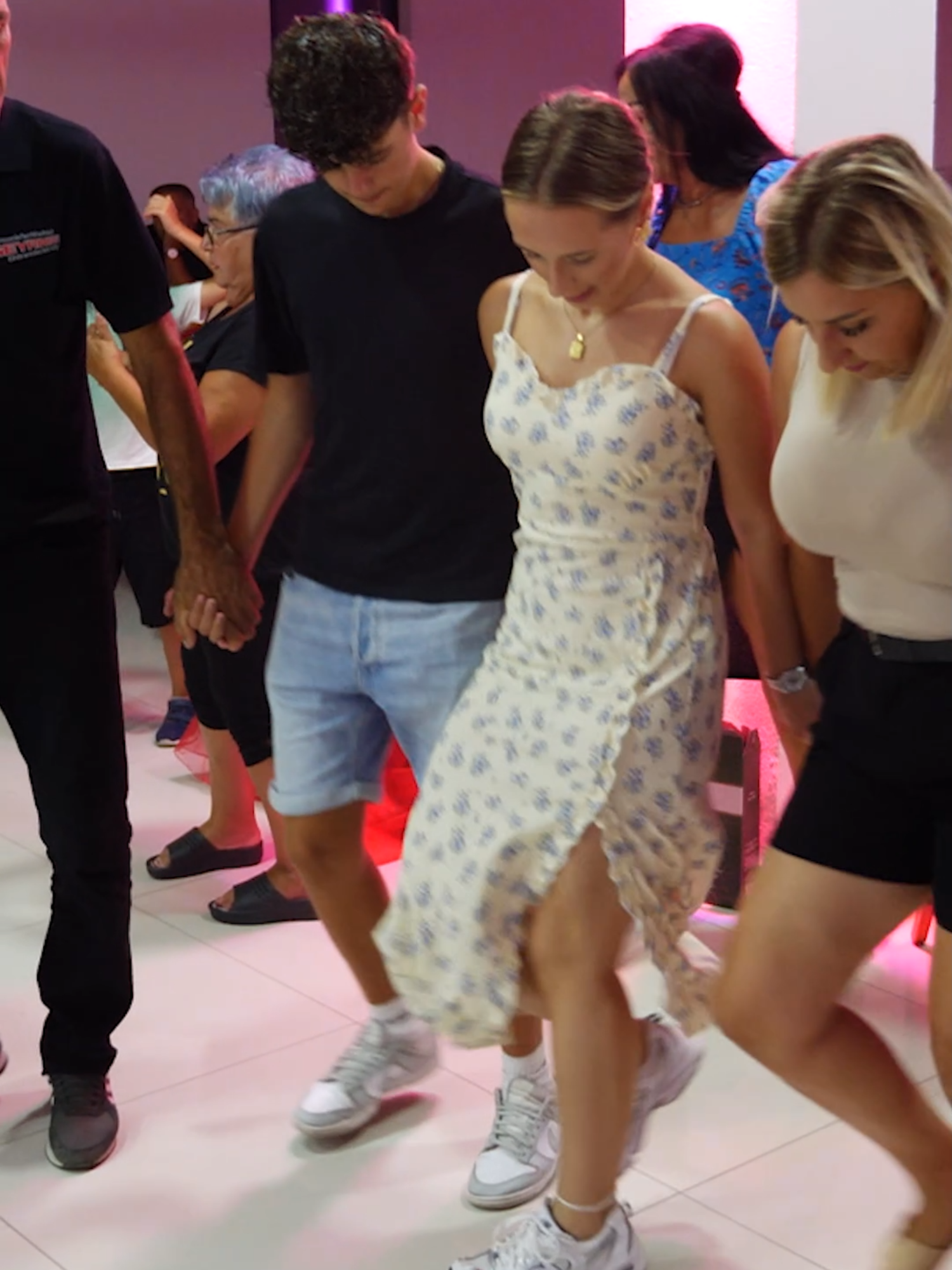 ĆANA U ŽIVINICAMA PRAVI HAOS#Kolo #ArenaŽivinice #izvornamuzika🎶🎶 #izvorna #IZVORNATV #ćana #ćanakraljica🖤