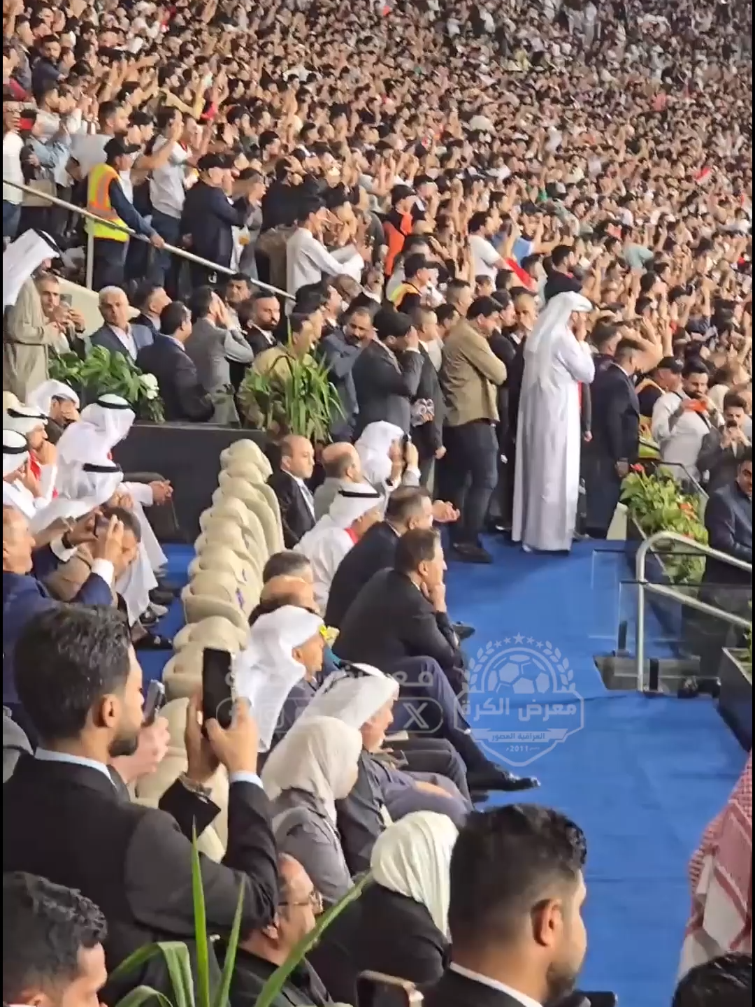 جميع الايادي رفعت لحظة تنفيذ ركلة الجزاء. #العراق #fyp #iraq