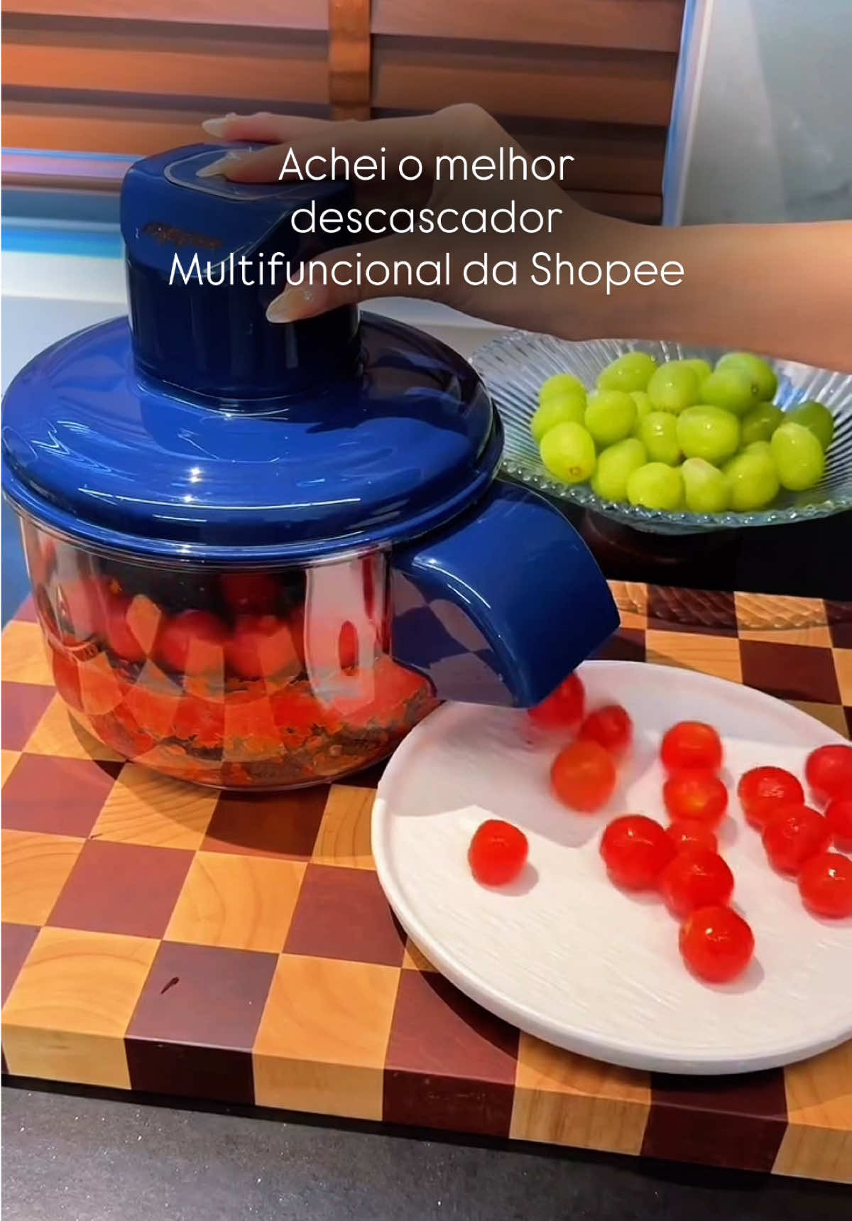 🧡 Produto da Shopee que virou atalho para ganhar tempo na cozinha: a Máquina Descascadora Elétrica que faz em segundos o que você levaria minutos. Prática, rápida e perfeita para quem vive na correria mas quer tudo impecável. 👉 Garanta a sua e veja a diferença.  #shopee #comprasnashopee #paravocê #viral #maquinadescascadora 