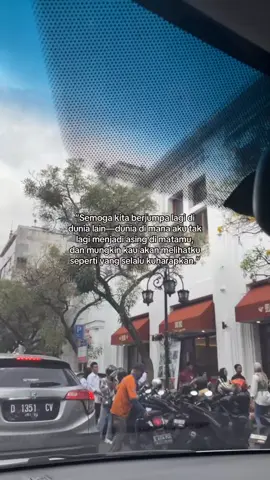 karena setelah mengenalnya, bagian hidupku yg lain cuma detail kecil, my destination