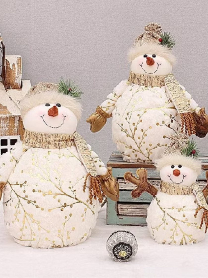 🎅❄️ Dê uma olhada nessa decoração natalina maravilhosa! Bonecos de neve em pelúcia nos tamanhos 60cm / 50cm / 26cm — perfeitos para deixar qualquer ambiente mais mágico e acolhedor ✨ 🏠 Ideais para casa, mas também perfeitos para lojas, shoppings, hotéis, recepções e vitrines 🎁 🧵 Pelúcia macia, cores vivas e detalhes encantadores que trazem o verdadeiro clima de Natal! 💸 Apenas R$48,50 — decore com estilo e sem gastar muito! 🛒 Compre na Shopee agora! 🔍 ID: BSU-RZE-RJB 🔗 https://s.shopee.com.br/60Jsh3t1Ti #decoraçãodenatal  #natal  #bonecodeneve  #ofertas  #acheinashopee 