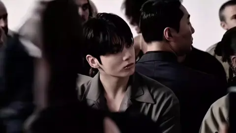 حدس بزنید کی سر ادیت پاره شده😃 #foryou#taekook#تهکوک#foryoupage#edit