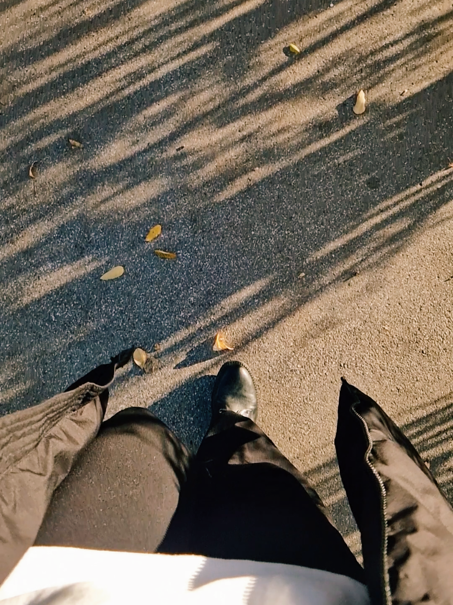 Kırgınım... Belki hayata,belki kendime,belki de Kıymet bilmeyen herkese... 💔🍀🕊