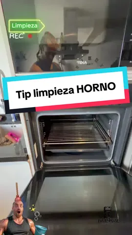 Respuesta a @Isa 🇪🇦🇪🇺  🎥 Aquí te dejo un truquito para dejar el horno como nuevo 🔥. Tanto si lo quieres para volver a usarlo y disfrutarlo como recién comprado… como si lo quieres dejar perfecto para venderlo ✨. Ojo, este horno lo tenía bastante decente, ¿vale? Si tenéis mucha suciedad incrustada, os recomiendo espolvorear esas zonas con algún desengrasante fuerte o un quitagrasas en gel para que ablande bien. Y eso sí: al abrir, cuidado, que el vapor es un poquito más agresivo. Y ya que estamos, el microondas también lo dejo impecable con el mismo método 😉. No tiene misterio. Y atención al tip: si la goma del horno está hecha polvo, cambiarla es facilísimo 🧰. Tiras de la vieja, encajas la nueva siguiendo el borde… y listo. Horno nuevo por fuera, por dentro… y por TODO 💥. ✨ ¡Estoy con vosotros, familia, en todas las plataformas! ✨ No os perdáis nada 🔥 🔹 TikTok 🎵 → Vídeo completo ambientado | Edición original 🔹 Instagram 📸 → Reel completo (a veces en varios Reels o en resumen de 3 min) 🔹 YouTube ▶️ → Versión extendida al natural | Más detalles + trucos exclusivos 🚀 Dale al follow y activa la campanita 🔔 ¡Así no te pierdes ninguna receta! 🔥 #paratí #cocina #trucosdecocina #limpieza #humor 