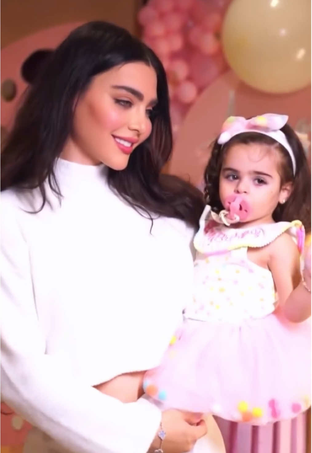 #fyp #explore #viral #amar #قمر_اللبنانية 