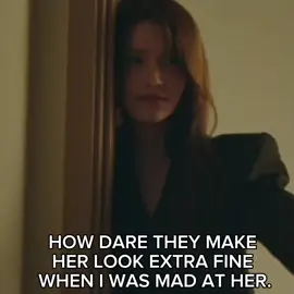 SHE LOOKED TOO GOOD THAT EPISODE. WHAT'S IN THE AIR 😭🙏 #fyp #playertheseries #thaigl #wlw #lgbtq 