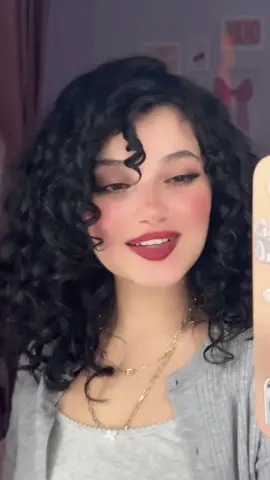 نص كلمات الأغنية طبعًا ما فهمتها. #ضيفوني_انستا_🦋 #tiktok #ai