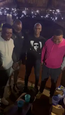 Soshanguve envaded Mamelodi English majita Monday 🤘🏻🤘🏻📌