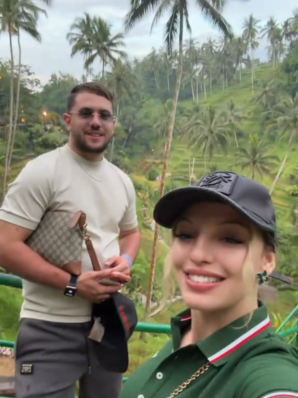 @Lilyane_brk_officiel #couplegoals #fyp #ليليان_بركون #lilyane_brk #lilyaneberkoune 