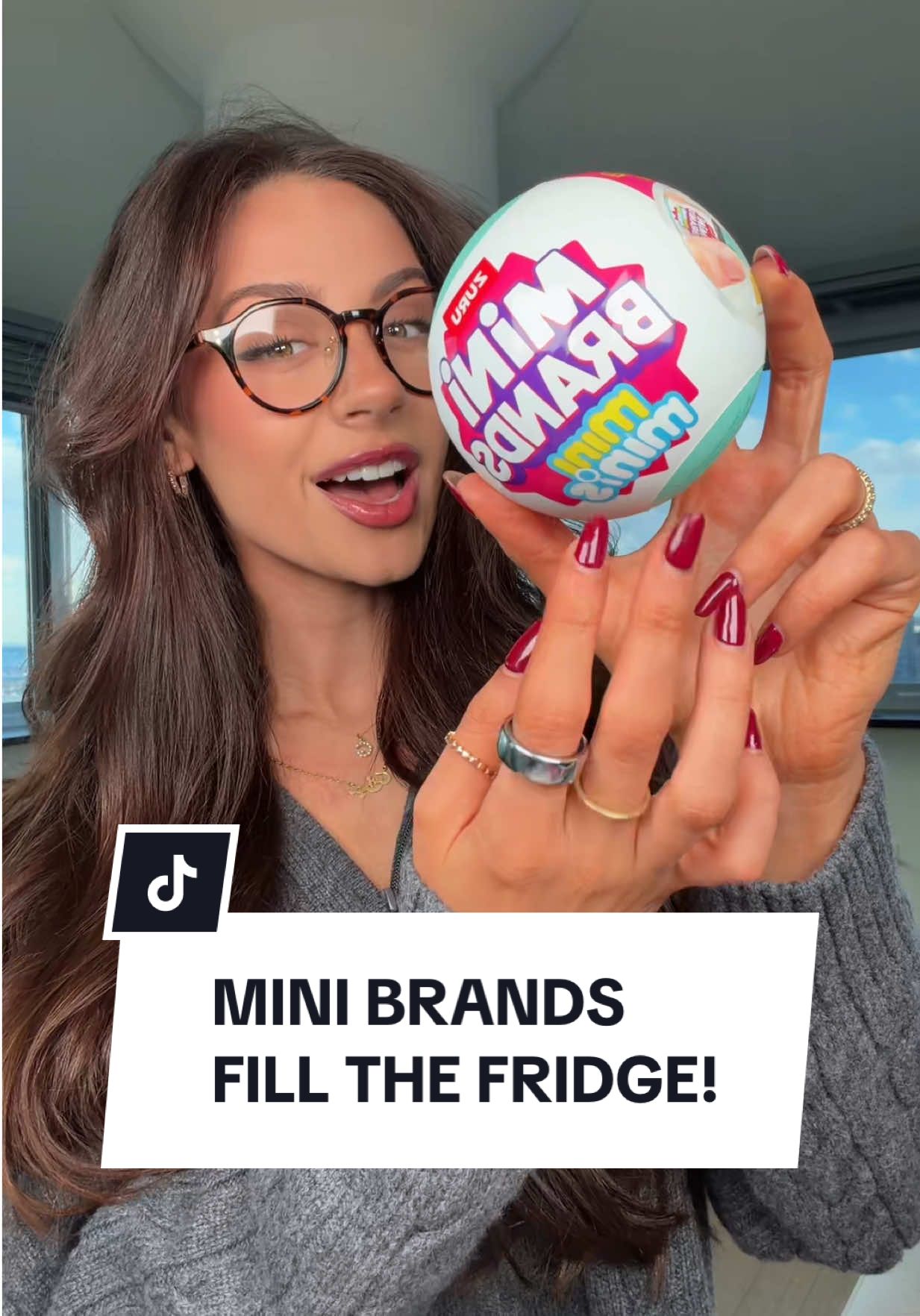 Another day another… satisfying pop? @minibrands  #minibrands #fillthefridge #unboxing 