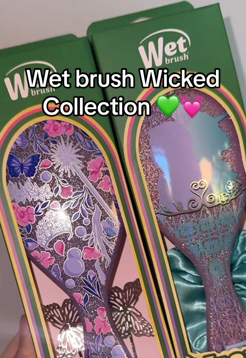 @The Wet Brush has a new wicked inspired limited edition set of brushes! These come with accessories and are the best brushes for hair health! #thewetbrush #wetbrush #wetbrushpartner #tiktokshopcreatorpicks 