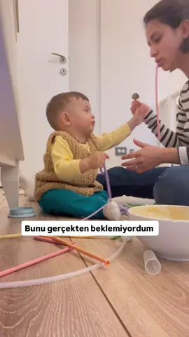 #beniöneçıkart #ekgıda #bebekaktivitleri #kesfetteyiz #12ay 