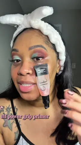 POV: your primer works too good and now you’re fighting for the last drop 😭💗 @elfcosmetics help a girl out  #elfcosmetics #elfgrippingprimer #grippyprimers #elfpowergripprimer #makeupthatlasts 