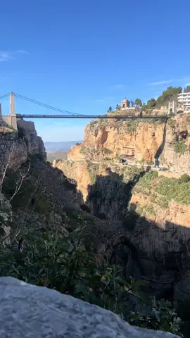 و مزال 🇩🇿  #قسنطينة #algerie🇩🇿 #constantine #قسنطينة_قسنطينية_حاجب_وعوينة #fyp 