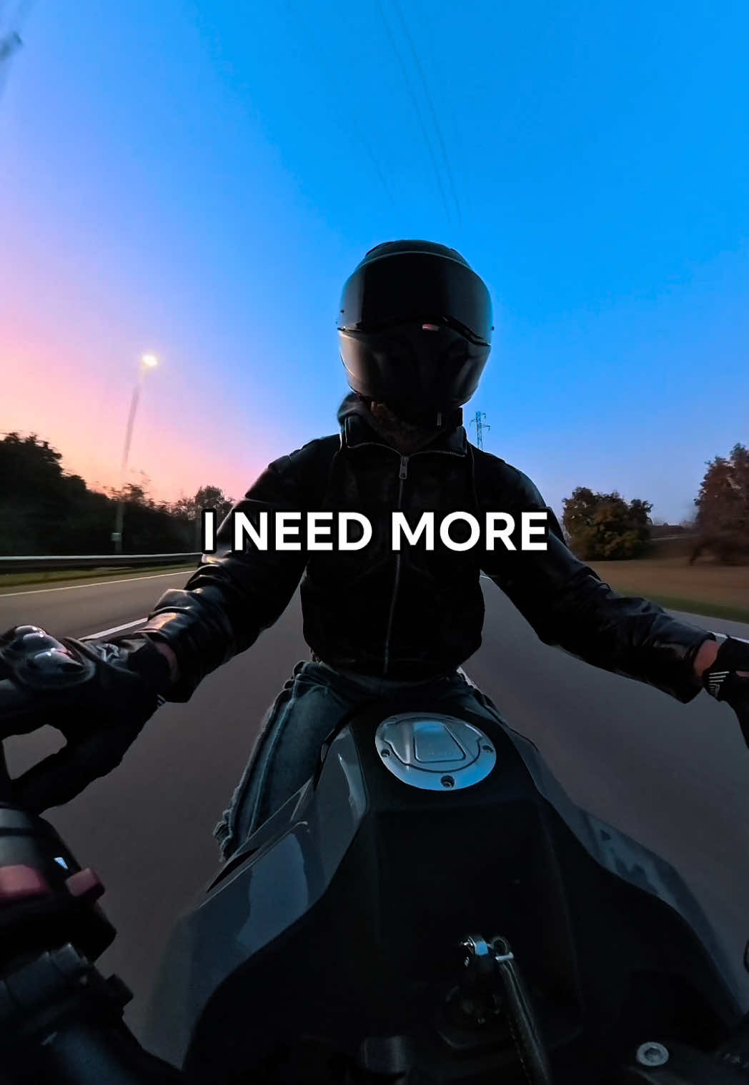 tell me I’m not the only one 😩 #tattoos #motorcycle #muscles 