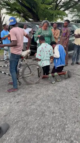 Toyin Abraham blesses two young men with money and prayers as they hope to become successful music artistes.