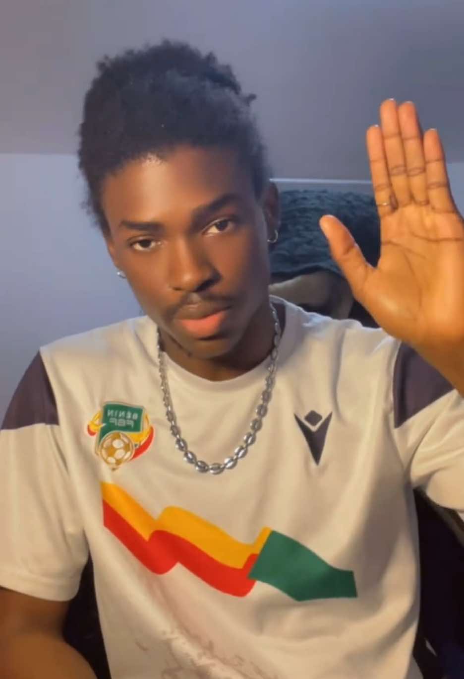 Je suis jeune, je dis non 😞🤚🏾!  #tiktok #france #tiktokviral 