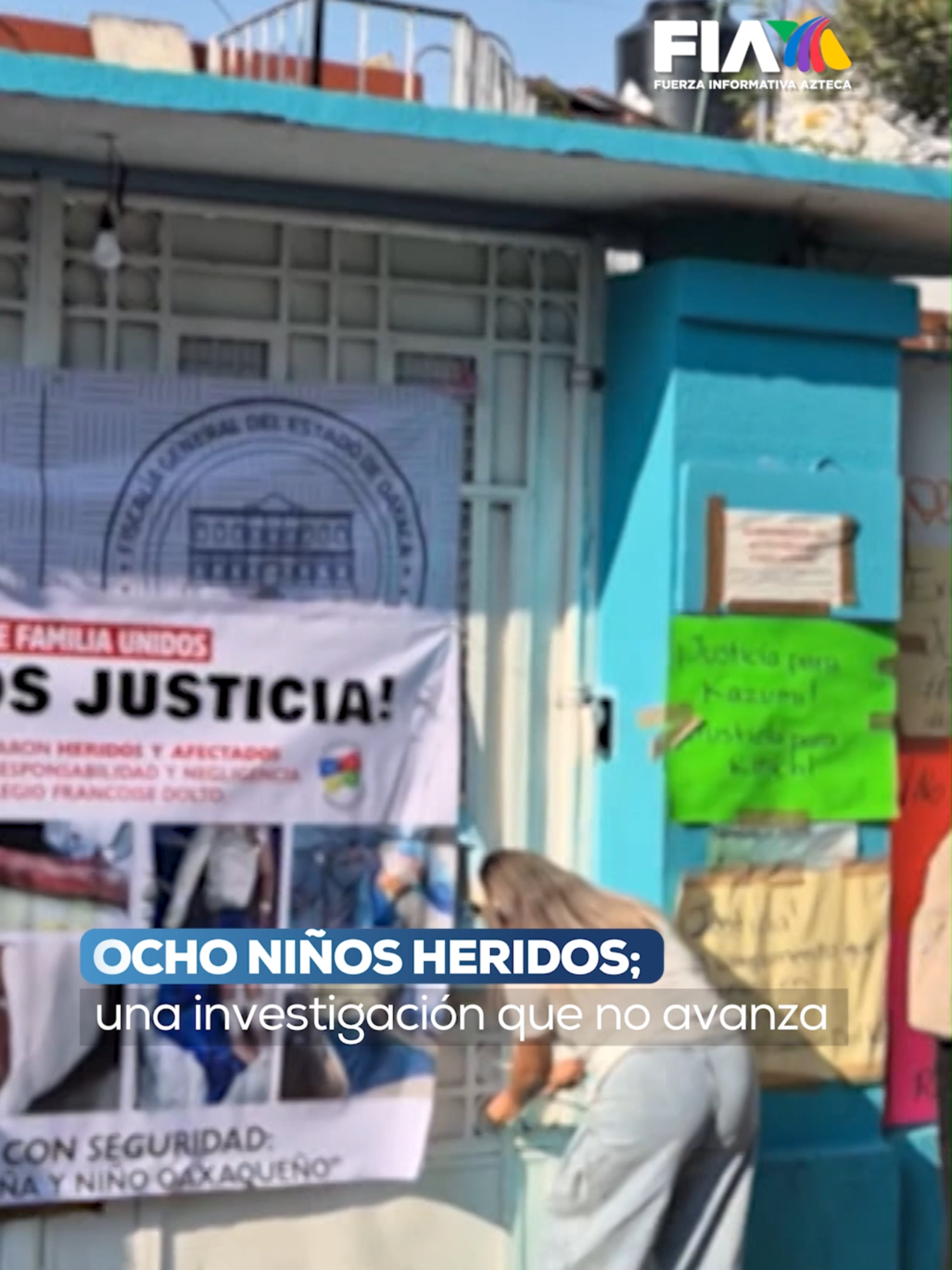 SIN JUSTICIA en #Oaxaca Han pasado 29 semanas desde la tragedia en un kínder, donde un maestro intentó prender una fogata y terminó quemando a 8 niños. Kasumi, de 4 años, sufrió quemaduras en el 30% de su cuerpo. A más de 7 meses, los responsables siguen libres. Karime Cruz con el reporte en #HechosMeridiano #AztecaNoticias #Injusticia #Fogata #Tragedia