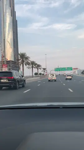 صحاب علي ما تفرج ،، الواحد محرج انو يتكلم عنكوا 😅😅 #اكسبلورexplore #امارات_دبي #مصر #مهرجنات #عصام_صاصا_الكروان 