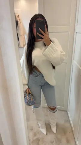 altes Video 🤍 #fyp #OOTD #outfitinspo #stiefel #fürdich 