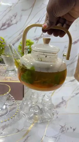 Service thé 17 pièces disponible au 76.724.86.86 - 77.490.05.68 #the #tea #service #hiver #kitchen 