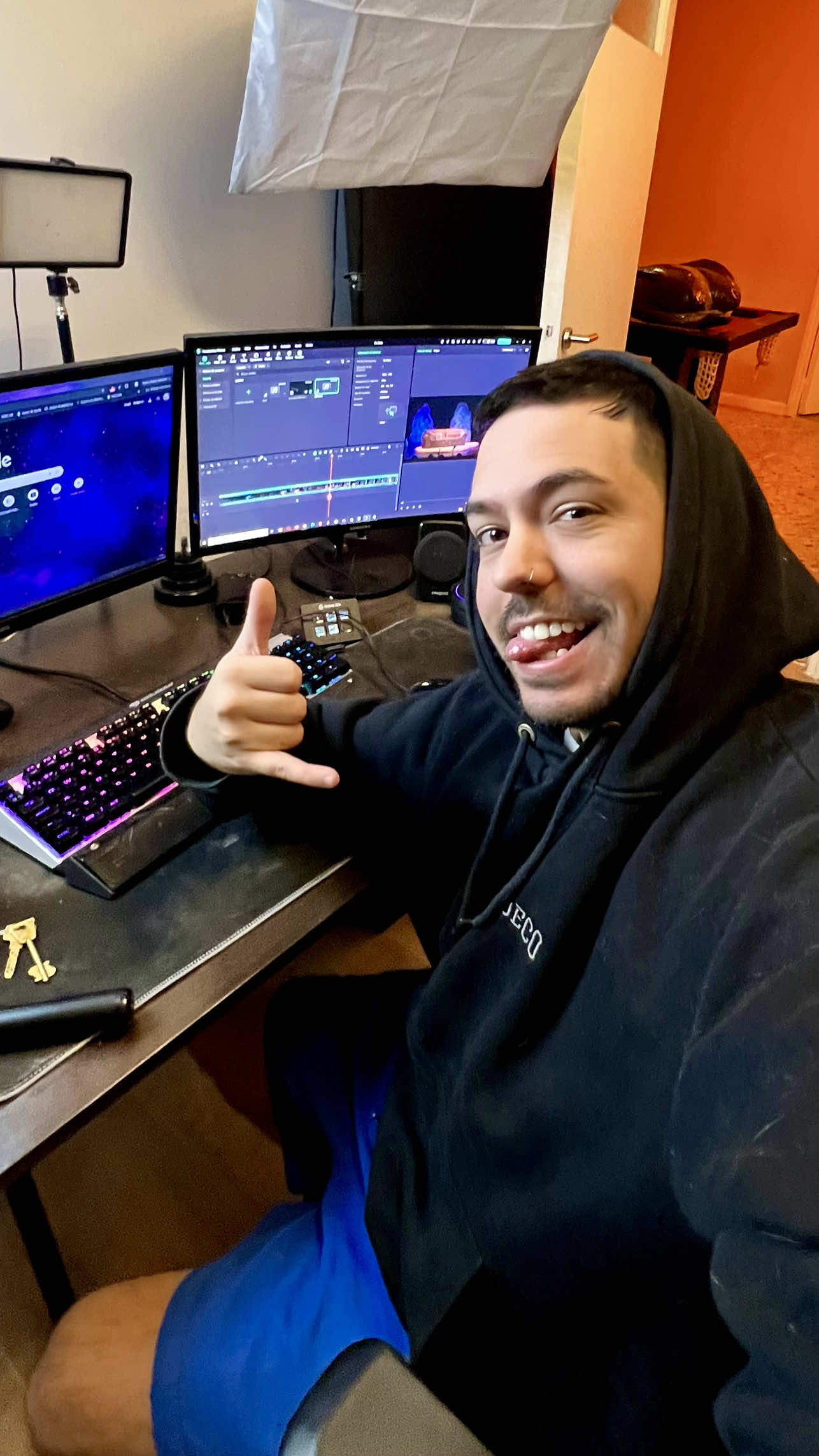 HOUSETOUR por mi casita, para que me conozcan un poquito mas, y si quieren una mesa de pool epica contacten a @poolfactory4 en ig las mejores del condado y al mejor precio 🎱